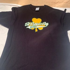 Old navy St Patrick’s day boys tshirt